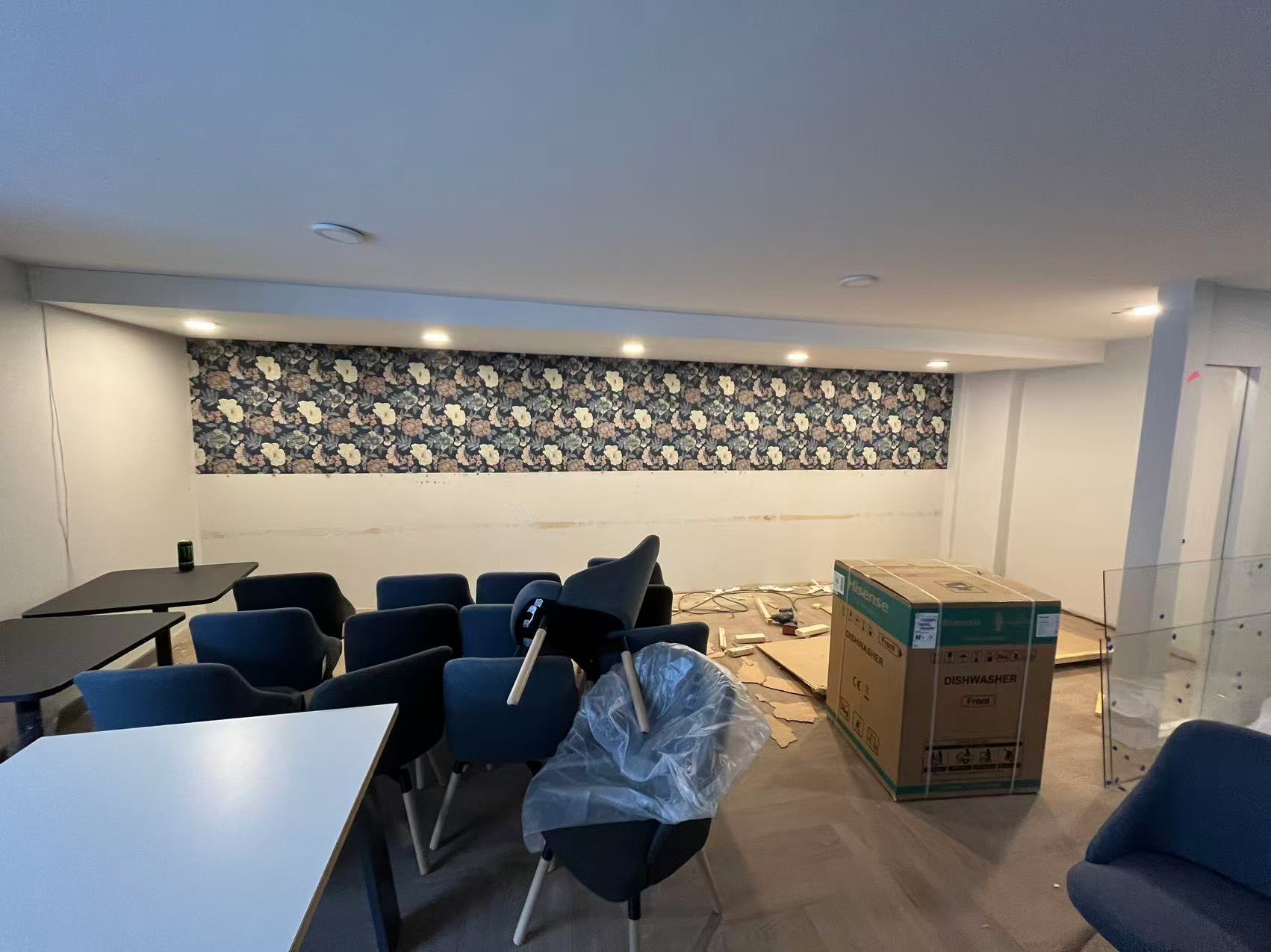 Office refurbishment and decoration for a London workspace — image 2